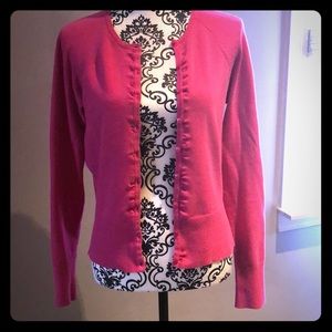 Cute light sweater 2/15$